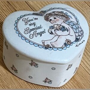 Heart-Shaped Dreamsicles Trinket Box - 2 3/4”